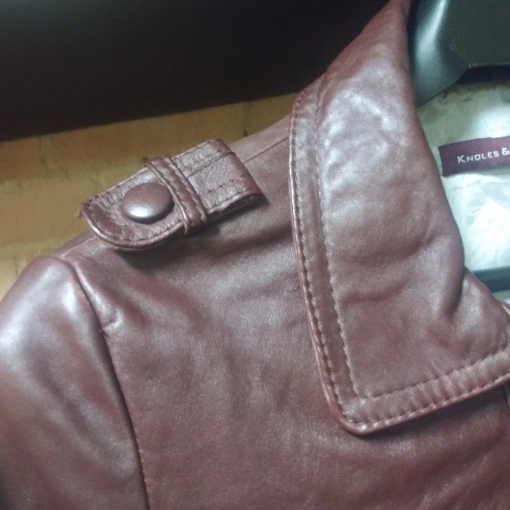 Knoles & Carter | Just reduced!! 🍑 Italian Lambskin Leather Jacket Wine - Picture 2 of 8